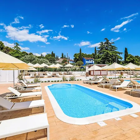 Medena-2 By Interhome *